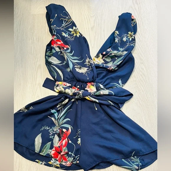 Romper - Picture 2 of 2